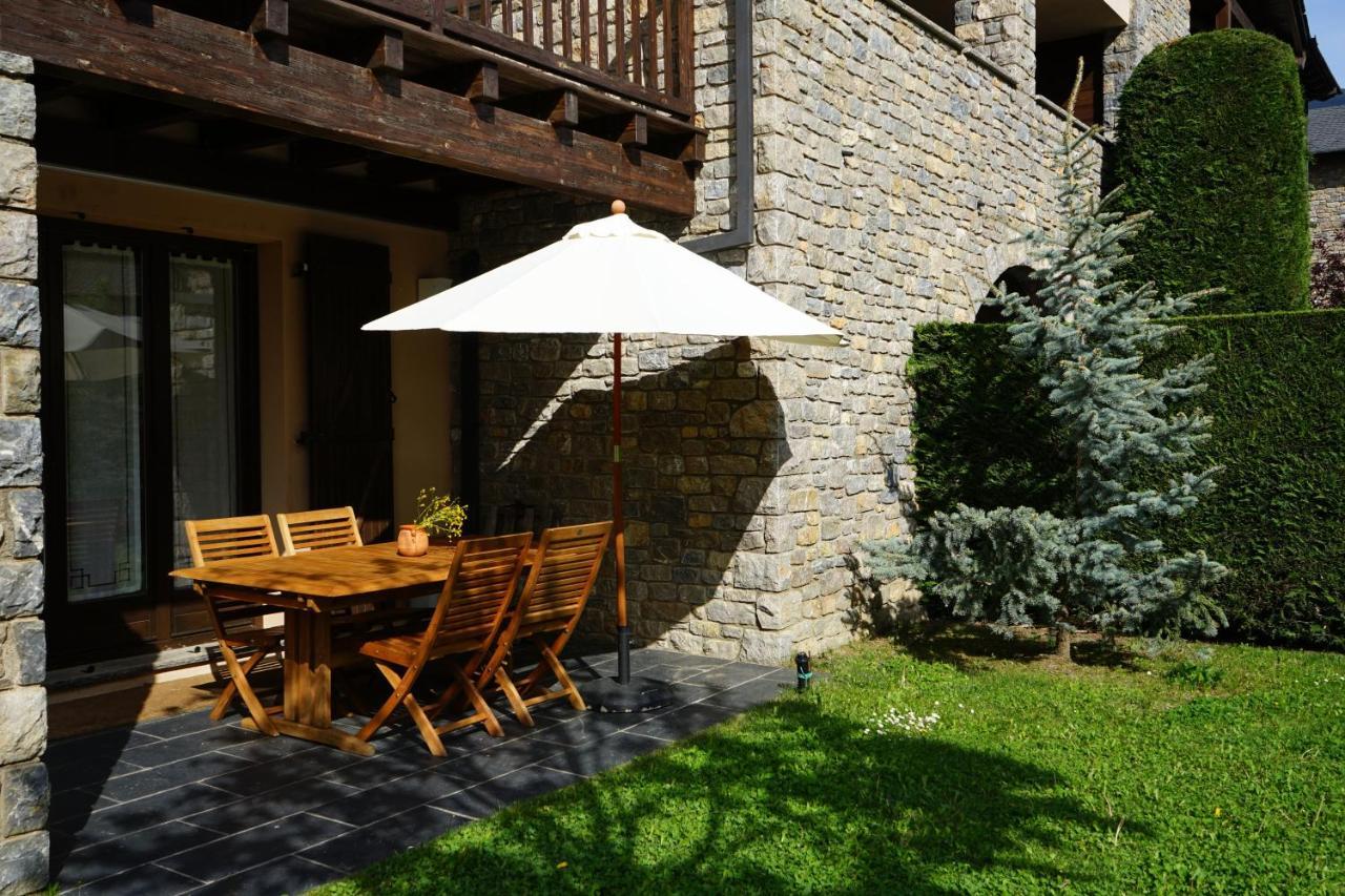 Apartamento Con Jardin En La Cerdanya Err Eksteriør bilde